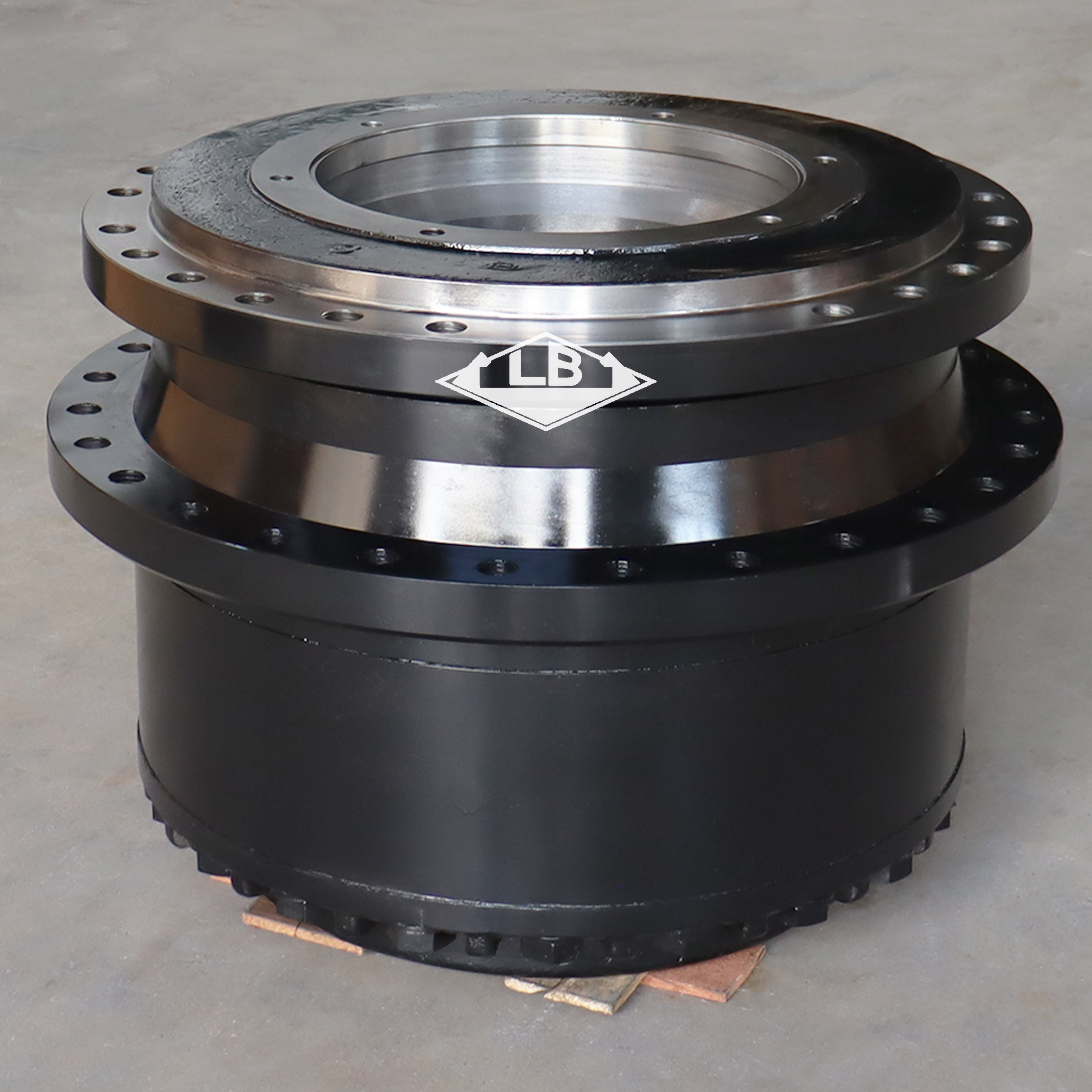 E390 行走牙箱(4) E390 行走牙箱(4)