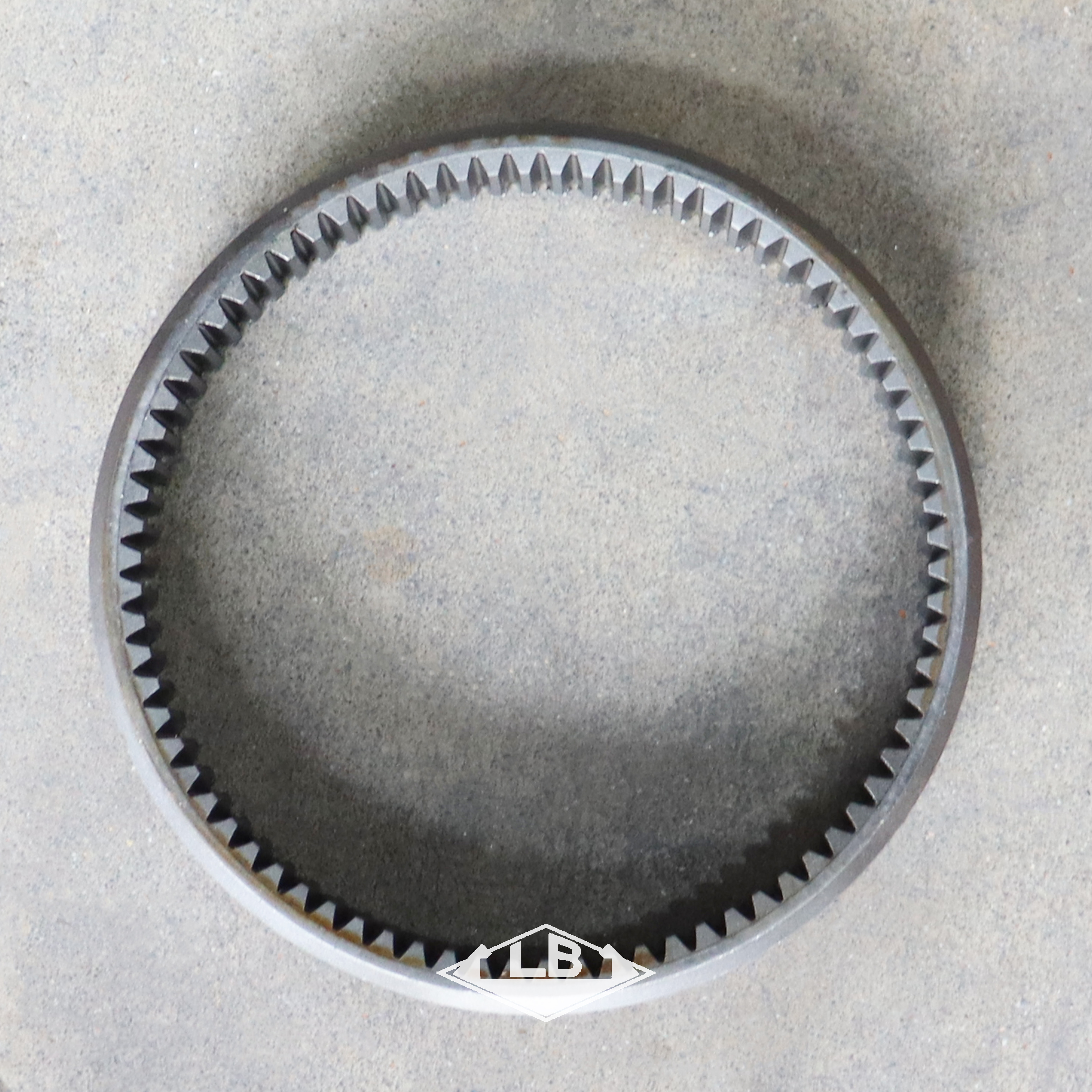 JCB220旧款 行走一级齿圈(4) JCB220 с защитным кожухом(4)