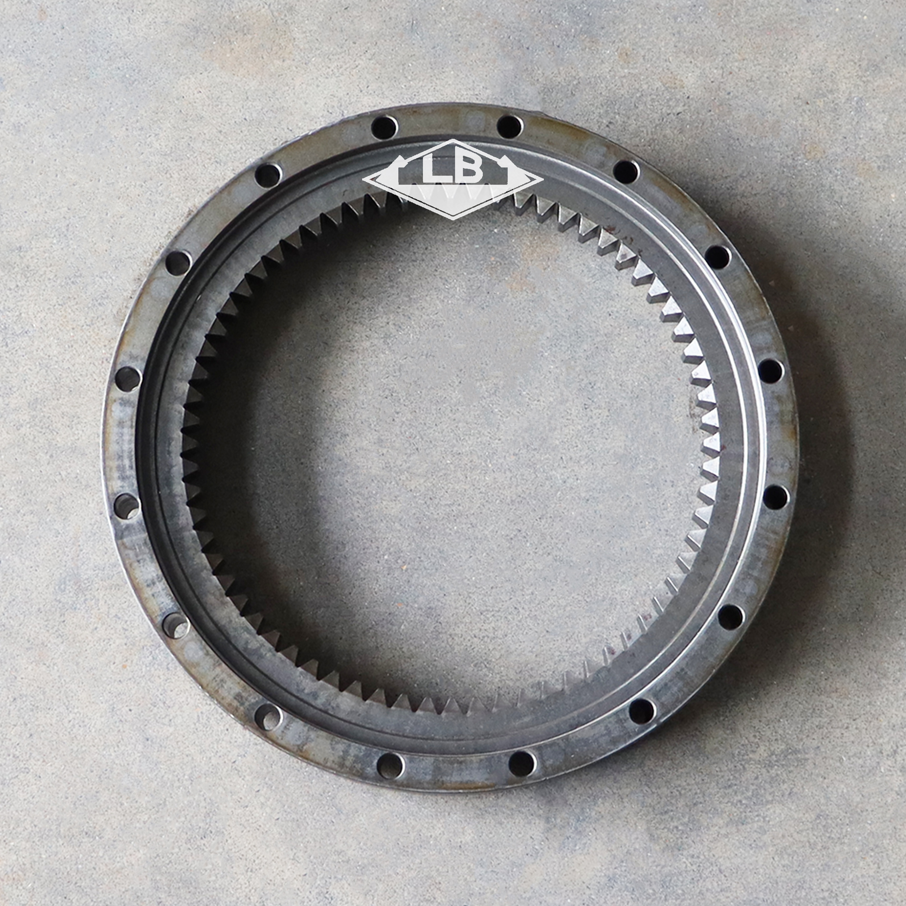 JCB220 旧款 行走二级齿圈(2) JCB220 с защитным кожухом(2)