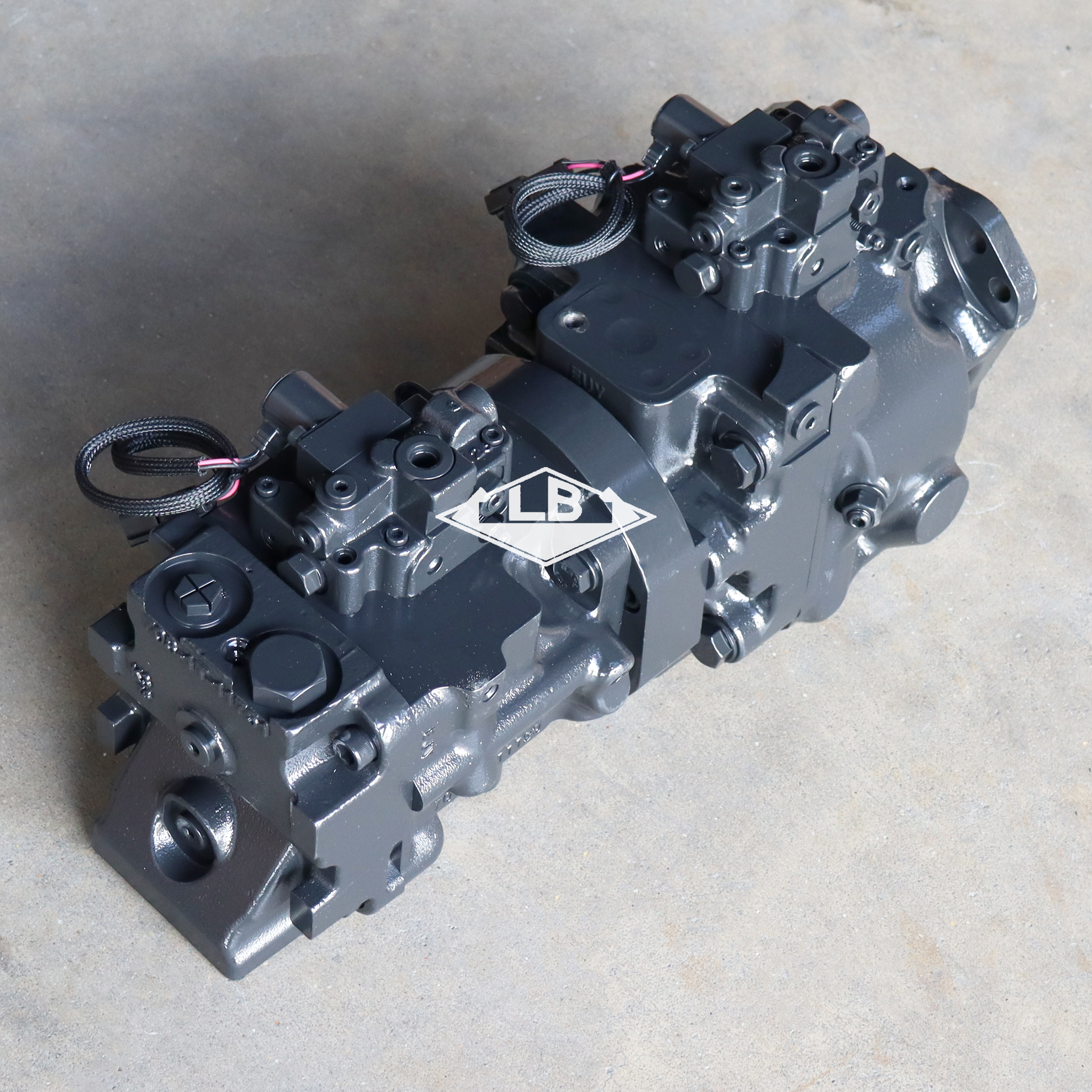 D375A-5 风扇泵 708-1W-00921(4) D375A-5 708-1W-00921(4)