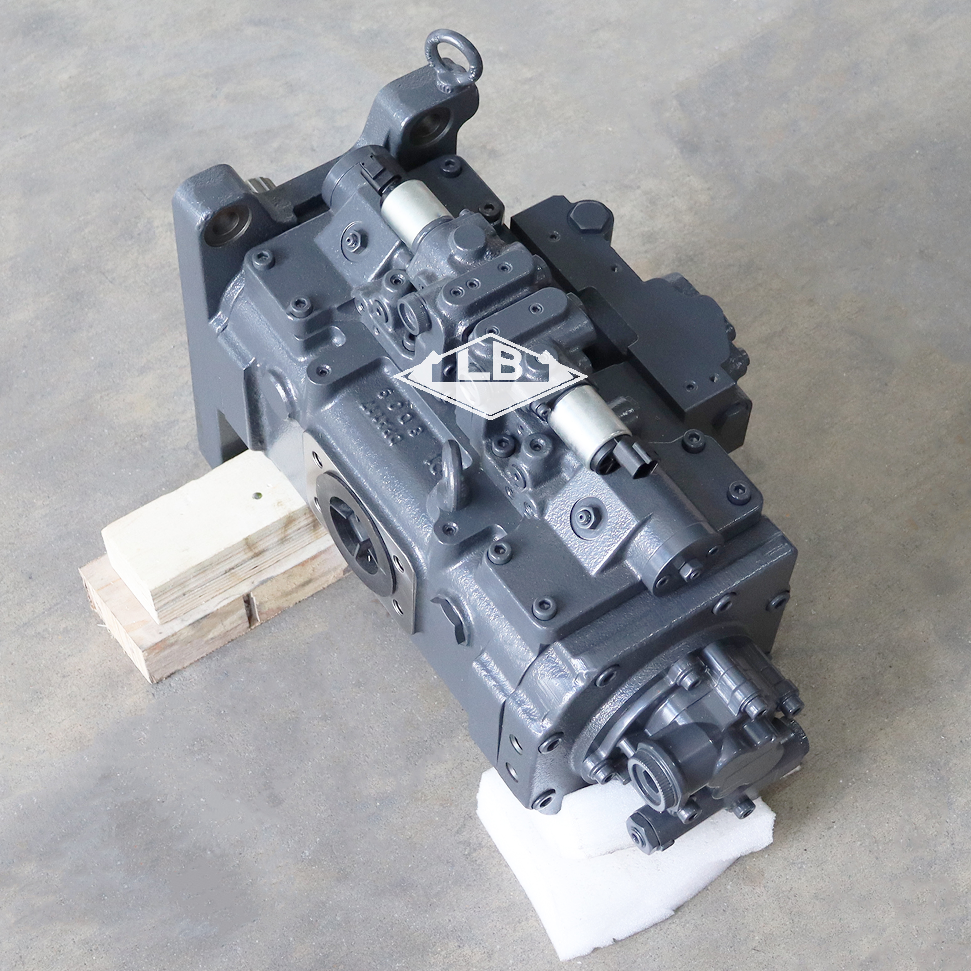 VOLVO EC200D Гидравлический насос VOE14715508 ГЛАВНЫЙ НАСОС