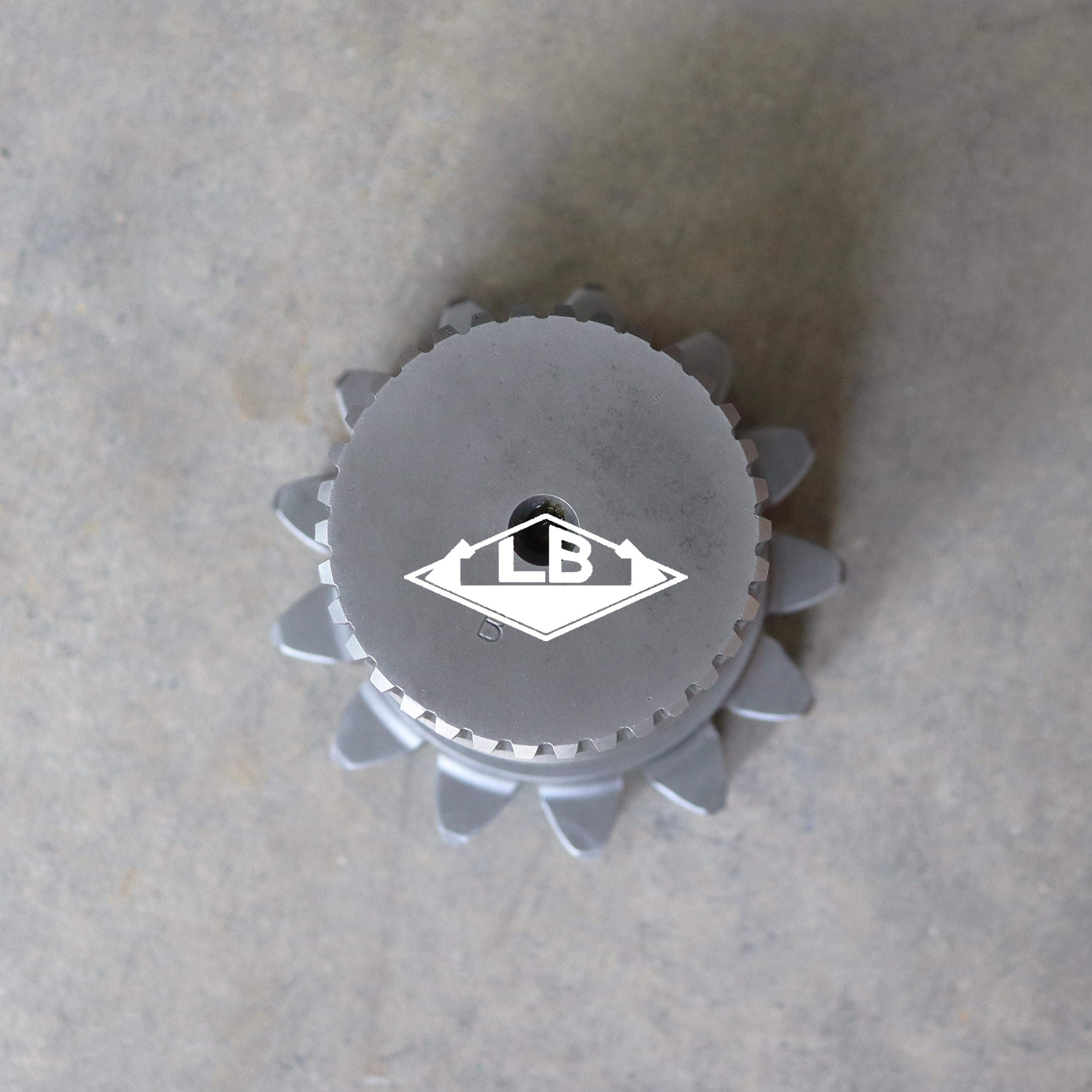 SK200-8 SK210-8 E215B SWING SWAHFT YN32W01051P1 Swing Reducer Part
